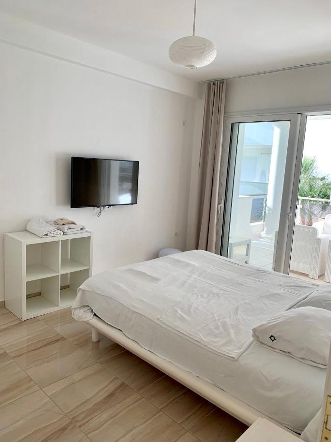 Loli Luxury White Appartement